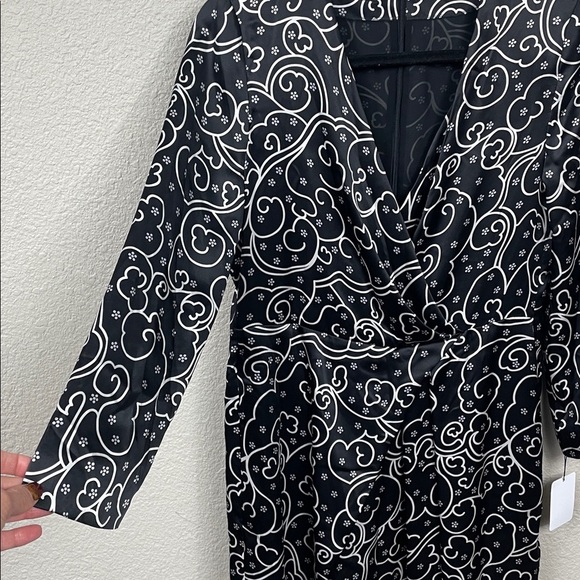 NWT Emporio Armani Black White Swirl Print Silk Dress Long Sleeve Sz 42 - Picture 3 of 14
